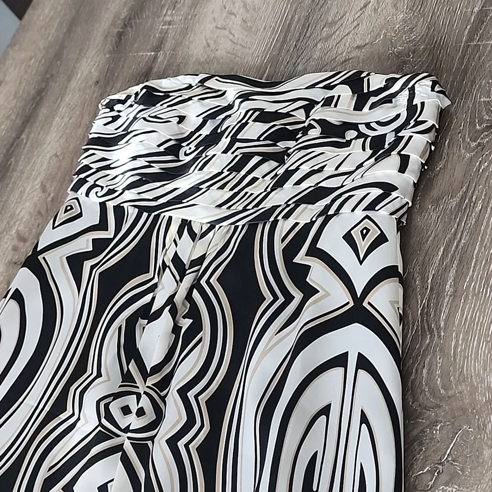 White House Black Market Strapless Silk A-Line Maxi Dress Abstract Print Sz. 4 - Picture 6 of 11